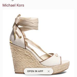 Micheal Kors sandle wedge